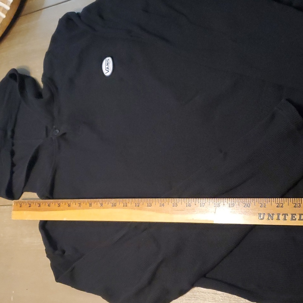 Vans Men's Black hooded thermal, size Medium. Y2K Vibes